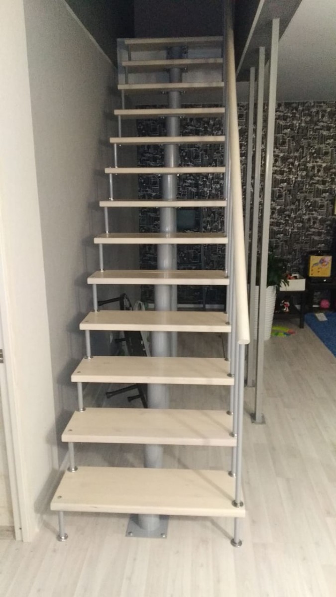 Модульная лестница высота 3150 мм (прямой марш) высота ступени 225 мм Модульная лестница высота 3150 мм (прямой марш) высота ступени 225 мм