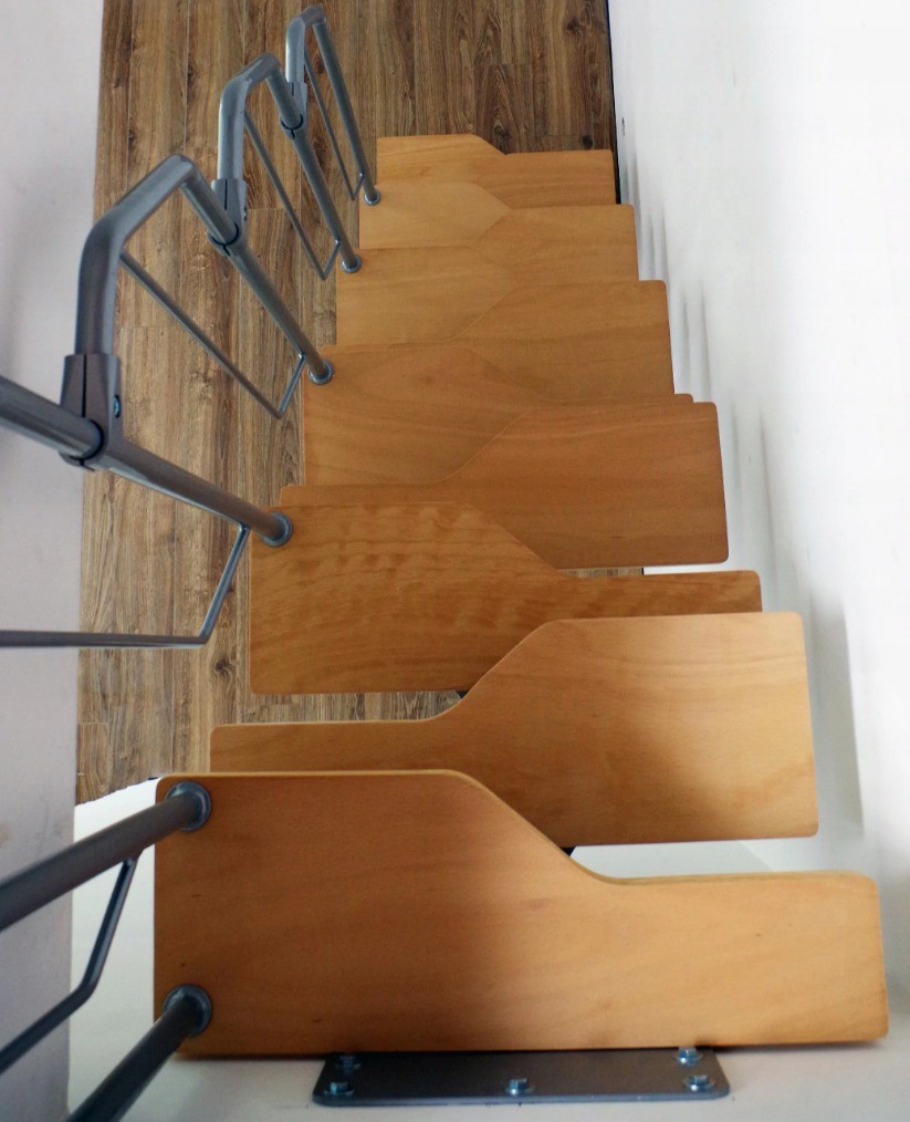 Модульная лестница ATHENA, 2220-2760 мм, 11 ступеней - бук, серебро Модульная лестница ATHENA, 2220-2760 мм, 11 ступеней - бук, серебро