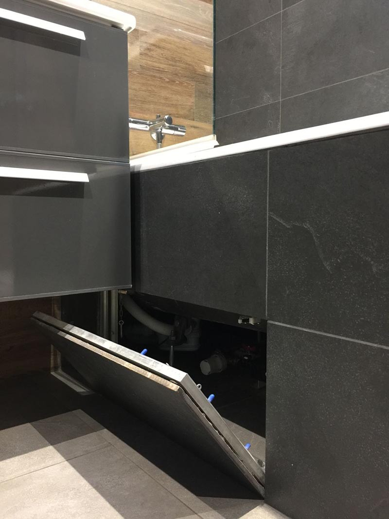 Люк под плитку 300х600 (ш*в) ГИППОКРАТ-П Люк под плитку 300х600 (ш*в) ГИППОКРАТ-П