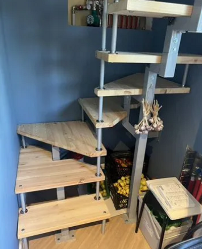 Модульная лестница высота 2700-2925 мм кв. профиль (поворот 180°) 12 ступеней, высота ступени 225 мм Модульная лестница высота 2700-2925 мм кв. профиль (поворот 180°) 12 ступеней, высота ступени 225 мм