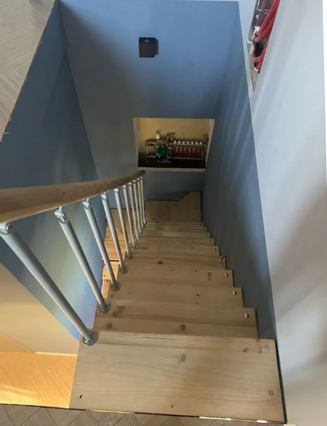 Модульная лестница высота 2700-2925 мм кв. профиль (поворот 180°) 12 ступеней, высота ступени 225 мм Модульная лестница высота 2700-2925 мм кв. профиль (поворот 180°) 12 ступеней, высота ступени 225 мм