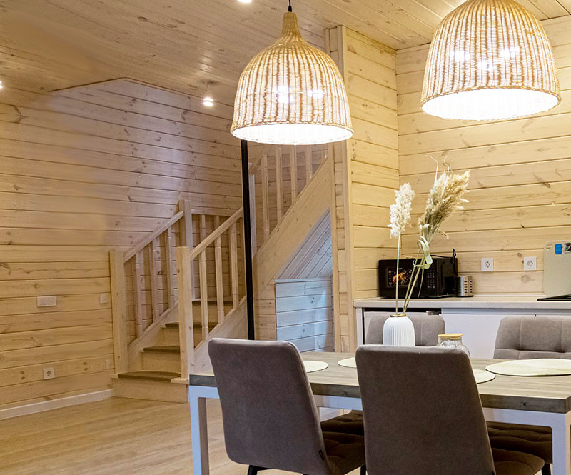 Деревянная межэтажная лестница ЛЕС-04 (поворот 90°) Деревянная межэтажная лестница ЛЕС-04 (поворот 90°)