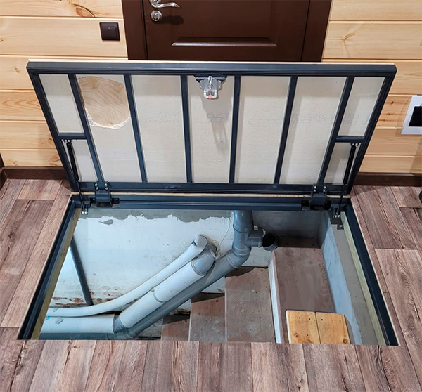 Напольный люк с амортизаторами 1000 (петли)*700 БОНД (Ключ/ручка) Напольный люк с амортизаторами 1000 (петли)*700 БОНД (Ключ/ручка)