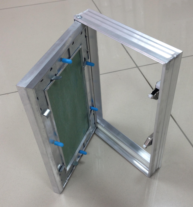 Люк под покраску 500(петли) х 400 (в*ш) ГИППОКРАТ Люк под покраску 500(петли) х 400 (в*ш) ГИППОКРАТ